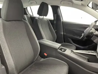 Photo 26 Peugeot 308  BlueHDi 130ch S&S EAT8