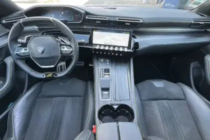 Photo 11 Peugeot 508  Hybrid4 360 e-EAT8 Peugeot Sport Engineered