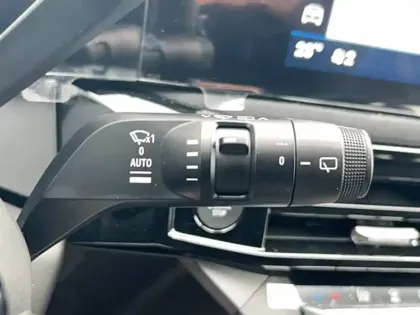 Photo 27 Renault Clio  E-Tech full hybrid 160 ch