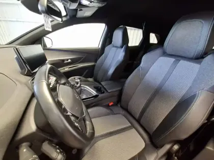 Photo 18 Peugeot 3008  PureTech 130ch S&S BVM6