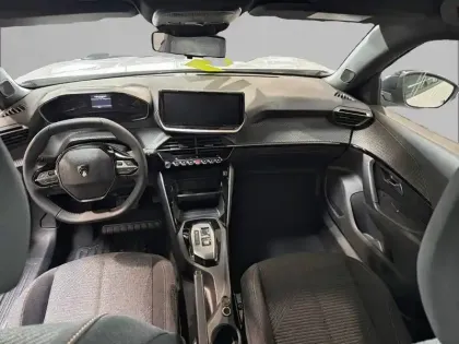 Photo 7 Peugeot 2008  Hybrid 110 e-DCS6
