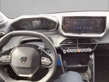 Photo 7 Peugeot 208  Hybrid 110 ch e-DCS6