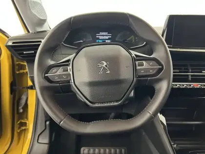 Photo 23 Peugeot 208  Electrique 50 kWh 136ch