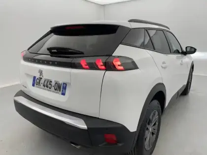 Photo 30 Peugeot 2008  BlueHDi 110 S&S BVM6
