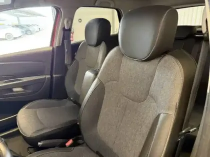 Photo 12 Renault Captur  TCe 150 FAP EDC