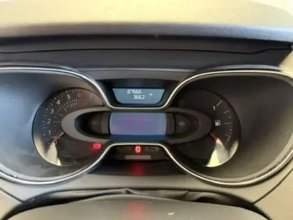 Photo 29 Renault Captur  TCe 150 FAP EDC
