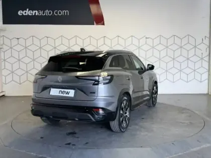 Photo 34 Renault Austral  E-Tech full hybrid 200 GSR2