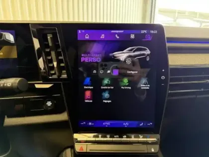 Photo 51 Renault Austral  E-Tech full hybrid 200 GSR2