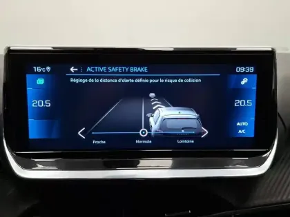Photo 25 Peugeot 208  PureTech 100 S&S BVM6