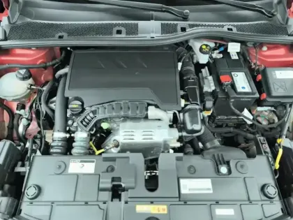 Photo 6 Citroën C4  PureTech 100 S&S BVM6 Feel