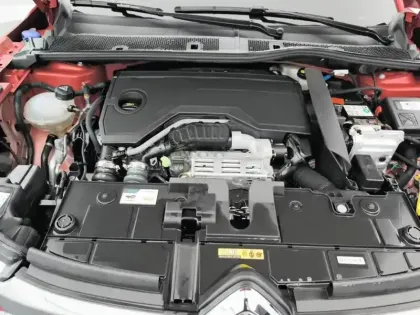 Photo 6 Citroën C4  Hybride 136 e-DCS6 Plus