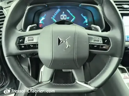 Photo 15 DS DS 7 DS7 Crossback Hybride E-Tense 300 EAT8 4x4 Rivoli