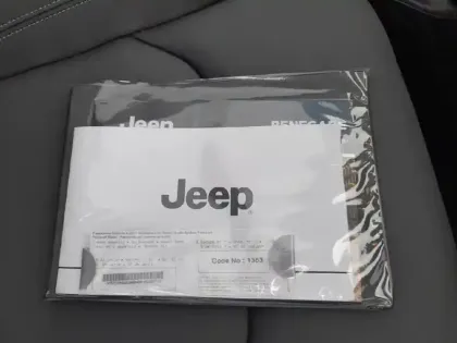Photo 15 Jeep Renegade  1.5 Turbo T4 130 ch BVR7 e-Hybrid S