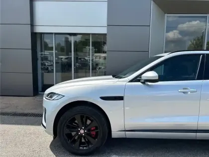 Photo 44 Jaguar F-Pace 2.0 - P400E PHEV AWD BVA8