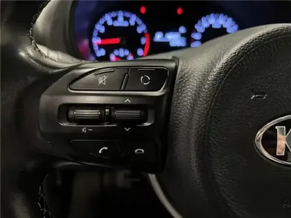 Photo 122 Kia Picanto 1.0 ESSENCE MPI 67 CH BVM5