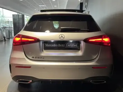 Photo 32 Mercedes Classe A 250 e Hybrid EQ AMG Line