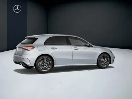 Photo 18 Mercedes Classe A 250 e Hybrid EQ AMG Line