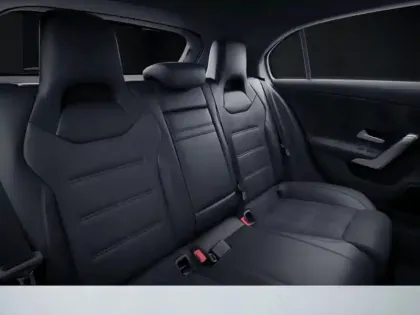 Photo 29 Mercedes Classe A 250 e AMG Line