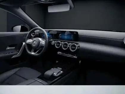 Photo 33 Mercedes Classe A 250 e AMG Line