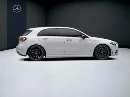 Photo 17 Mercedes Classe A 250 e AMG Line