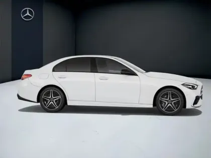 Photo 15 Mercedes Classe C  200 Berline AMG line