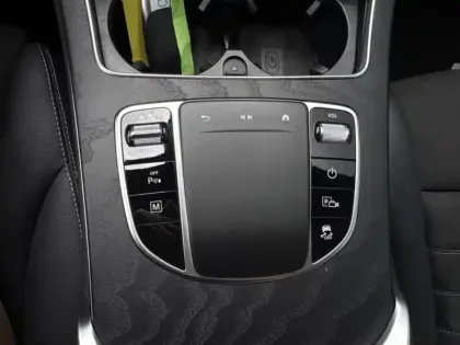 Photo 19 Mercedes GLC  300e 4MATIC Coupé AMG Line