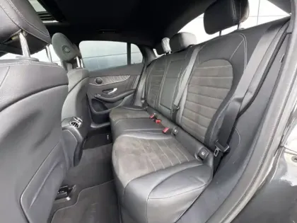 Photo 12 Mercedes GLC  300e 4MATIC Coupé AMG Line