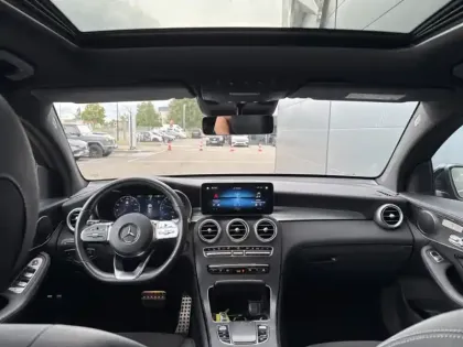 Photo 10 Mercedes GLC  300e 4MATIC Coupé AMG Line