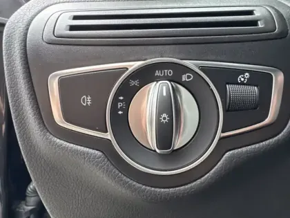 Photo 16 Mercedes GLC  300e 4MATIC Coupé AMG Line