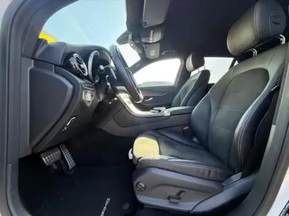 Photo 15 Mercedes GLC 250 d 2.0 204 Sportline 4MATIC
