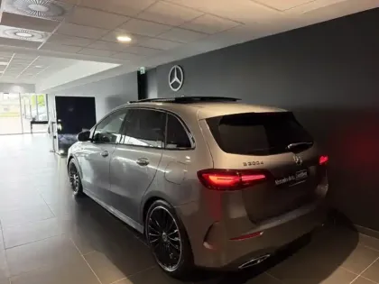 Photo 22 Mercedes Classe B 200 d AMG Line