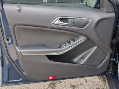 Photo 14 Mercedes GLA 180 