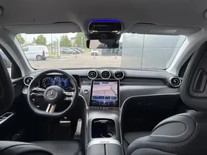 Photo 10 Mercedes GLC  300 de 4MATIC AMG LINE