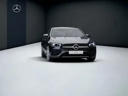 Photo 10 Mercedes CLA  200 d Coupé AMG Line