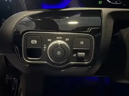 Photo 32 Mercedes Classe A 250 e Hybrid EQ Business Line