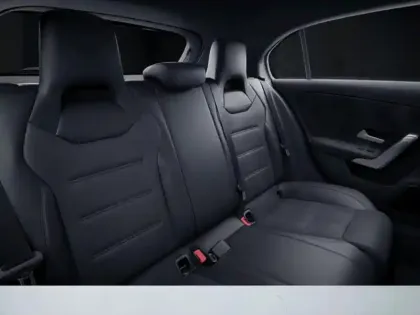 Photo 24 Mercedes Classe A 180 AMG Line