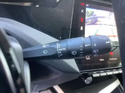 Photo 19 Peugeot 308 Hybrid 145 e-DCS6 Allure