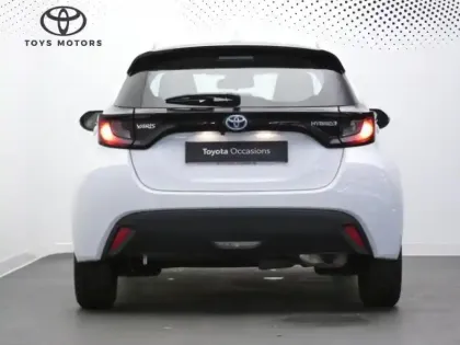 Photo 17 Toyota Yaris Hybride 116h Dynamic