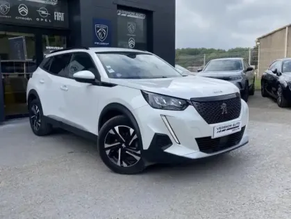 Photo 16 Peugeot 2008 II PureTech 100 S&S ALLURE