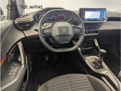 Photo 21 Peugeot 2008 Active 1.2 101 ch