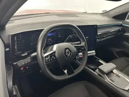 Photo 9 Renault Austral  E-Tech hybrid 200