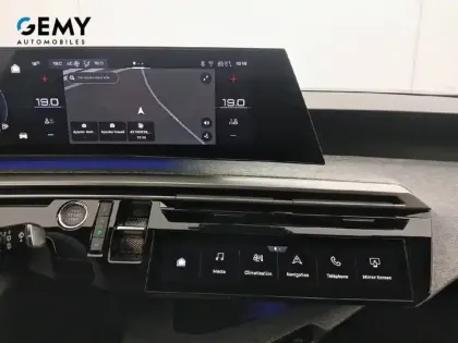 Photo 13 Peugeot 5008  Hybrid 136 e-DCS6