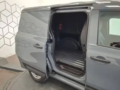 Photo 43 Renault Kangoo Van  FG SESAME BLUE DCI 95 L1 GSR2