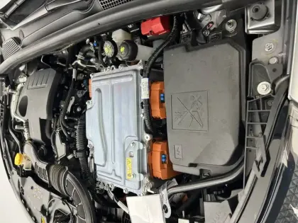 Photo 35 Renault Clio  E-Tech full hybrid 145 ch GSR2