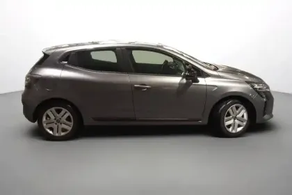 Photo 6 Renault Clio  E-Tech full hybrid 145 ch GSR2