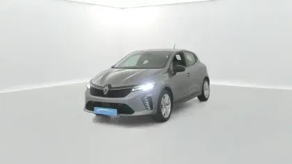 Photo 9 Renault Clio  E-Tech full hybrid 145 ch GSR2