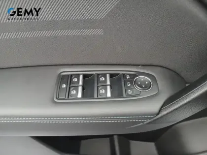 Photo 11 Renault Symbioz  E-Tech full hybrid 160 ch