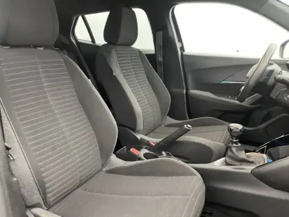 Photo 26 Peugeot 2008  PureTech 100 S&S BVM6