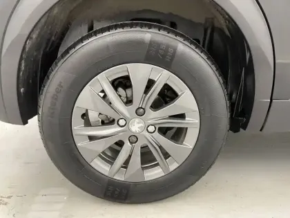 Photo 18 Peugeot 2008  PureTech 100 S&S BVM6