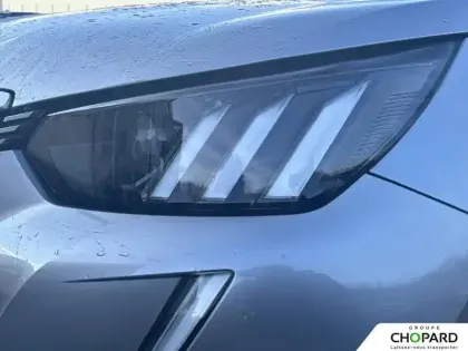 Photo 26 Peugeot 2008  Electrique 136 ch